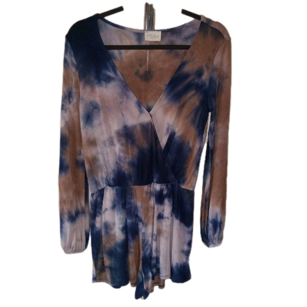 123 Story Tye Dyed Long Sleeve Romper Small